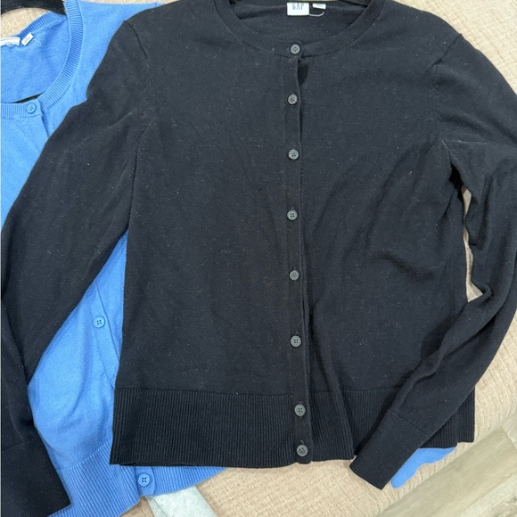 GAP Women's Cardigan Bundle - Black, Blue, and Beige - Picture 4 of 4
